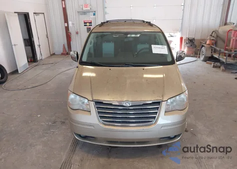 2010 Chrysler Town & Country Touring Plus from USA, damaged, VIN 2A4RR8D19AR480359